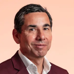 Head and shoulders photo of Dario Soto Abril.