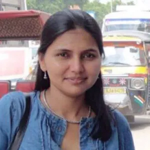 Head and shoulders photo of Ritu Bharadwaj